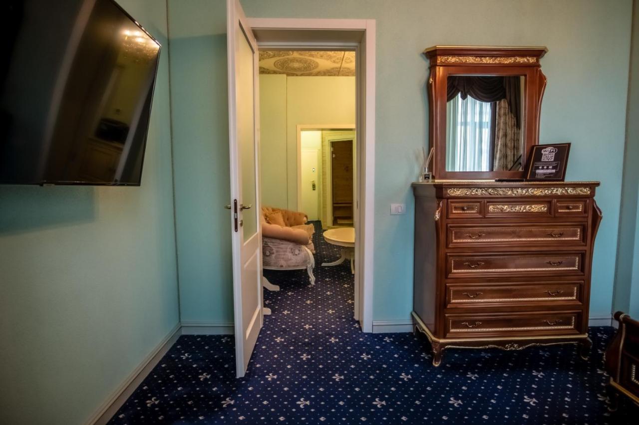 Jmr Royal -Luxury Rooms & Private Sauna Constanţa Exteriör bild