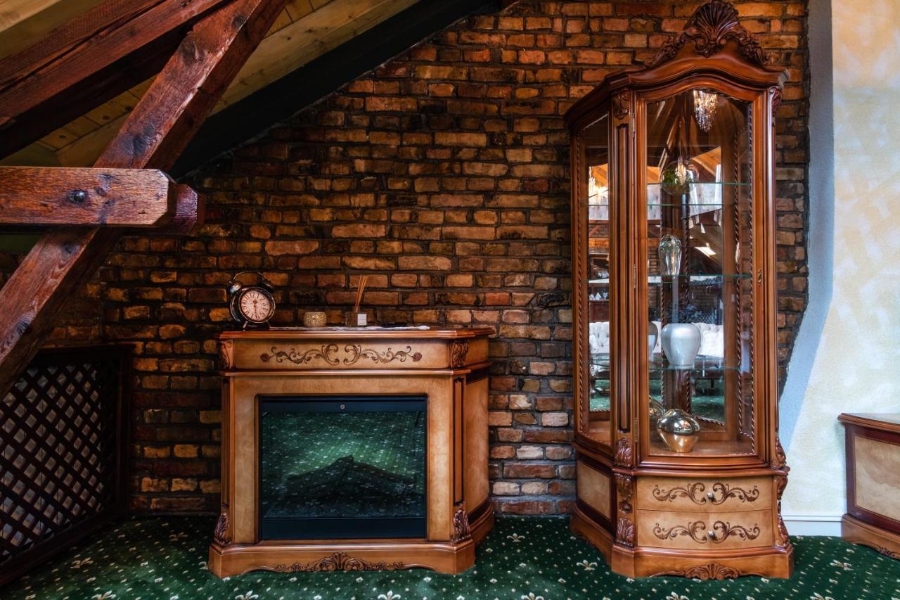 Jmr Royal -Luxury Rooms & Private Sauna Constanţa Exteriör bild