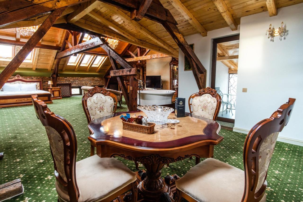 Jmr Royal -Luxury Rooms & Private Sauna Constanţa Exteriör bild