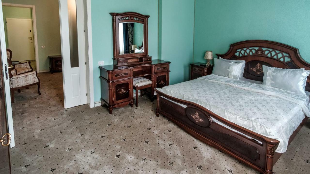 Jmr Royal -Luxury Rooms & Private Sauna Constanţa Exteriör bild